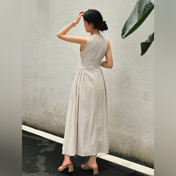 Commense cream tan Cotton & Linen Pleated Cutout Long Dress - Picture 4 of 6